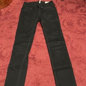 Black Rag & Bone legging model jeans